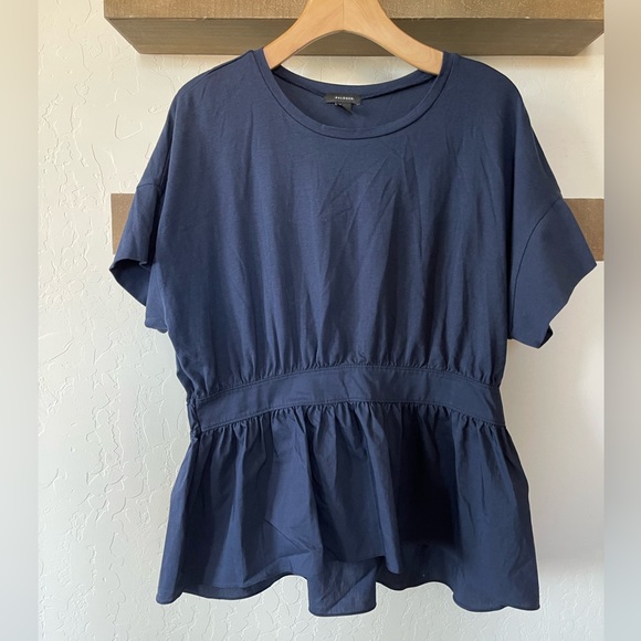 Halogen|Navy short sleeve blouse with mixed material and ruffle hem•••1X - Picture 1 of 10